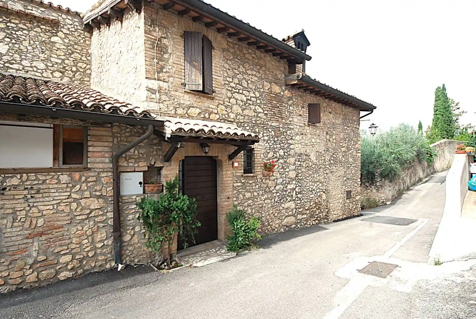 Casa indipendente in vendita a Trevi