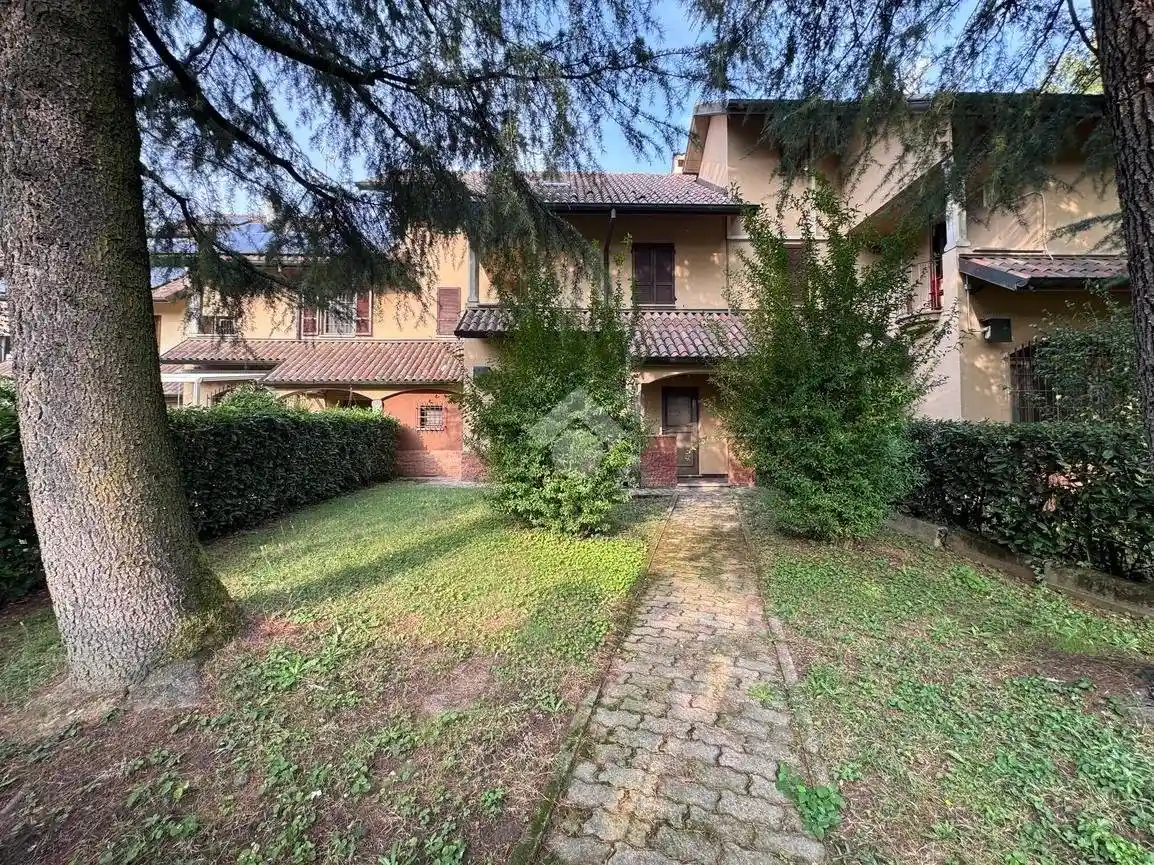 Villetta a schiera in vendita a Binasco