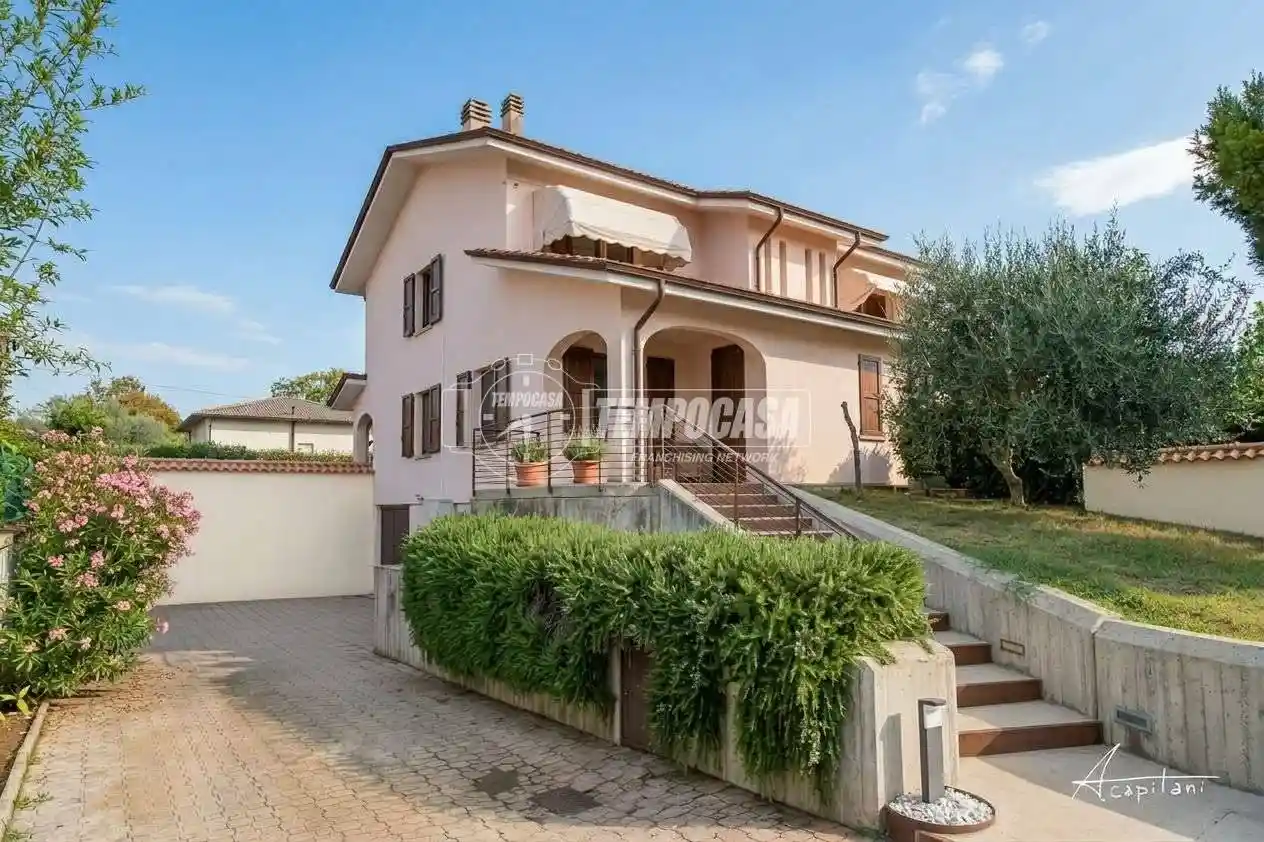 Villetta a schiera in vendita a Quattro Castella