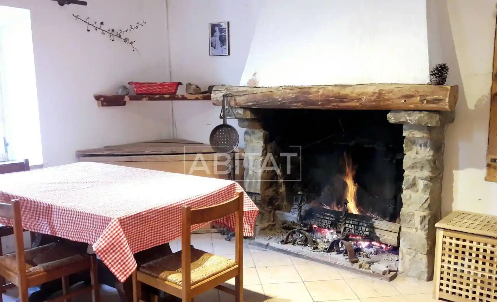 Casa indipendente in vendita a Castelnovo Ne' Monti
