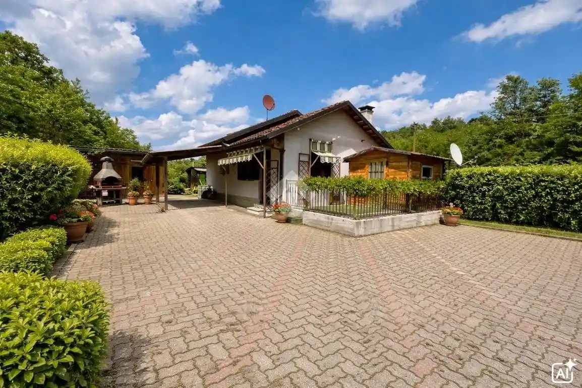 Casa indipendente in vendita a Capriglio