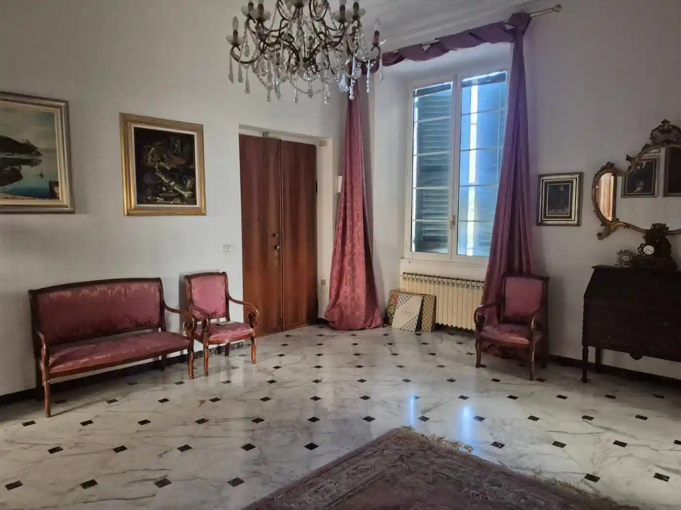 Appartamento in vendita a Genova