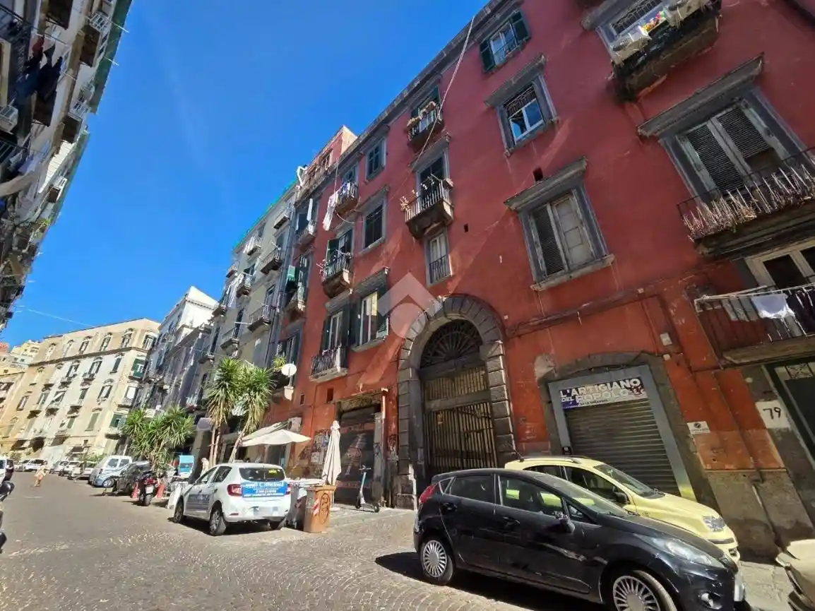 Appartamento in vendita a Napoli