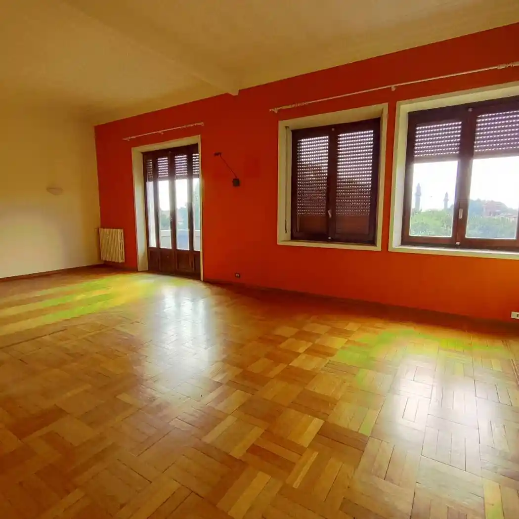 Appartamento in vendita a Pavia