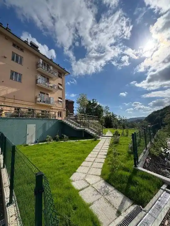 Appartamento in vendita a Genova