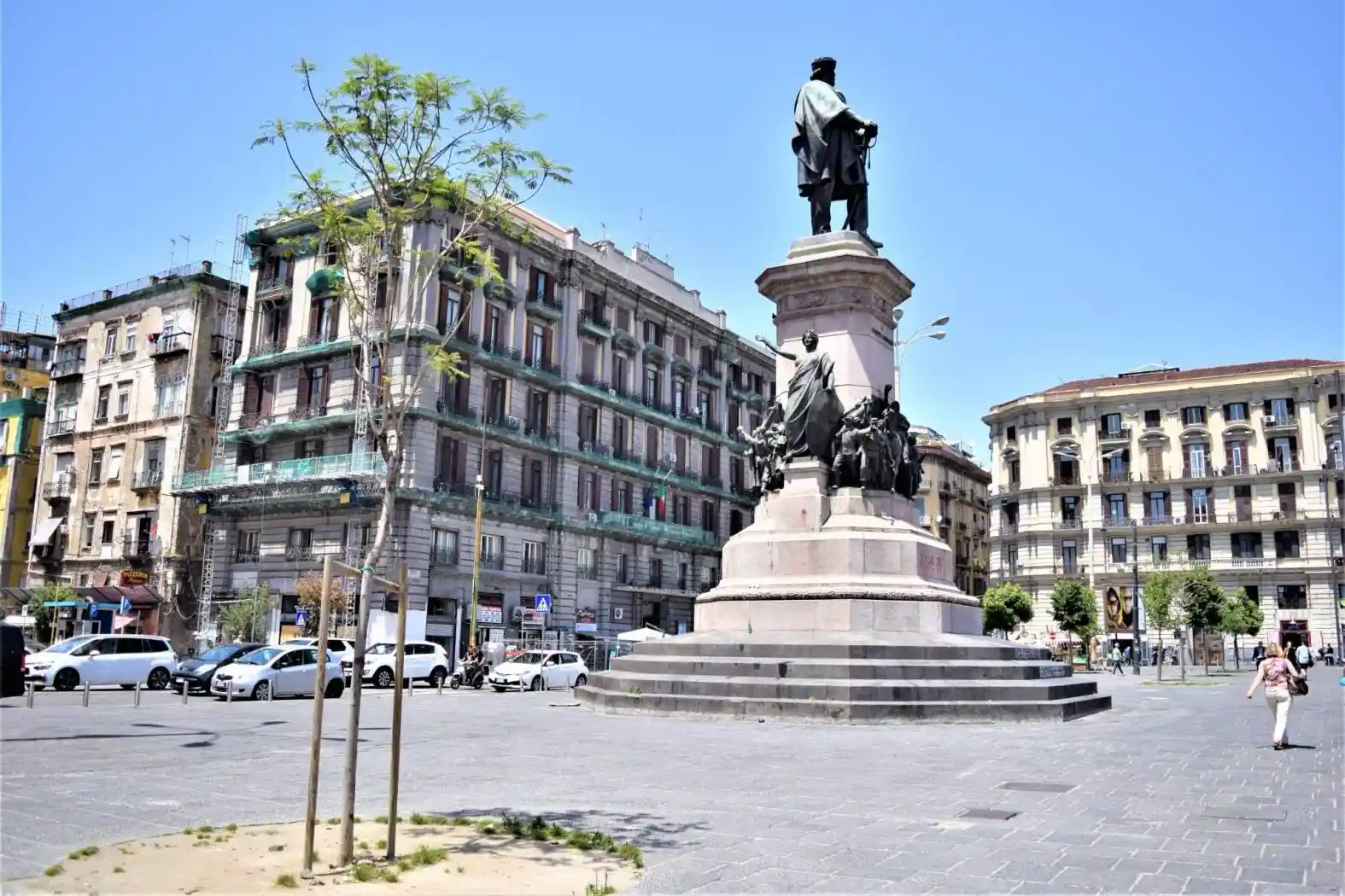 Appartamento in vendita a Napoli