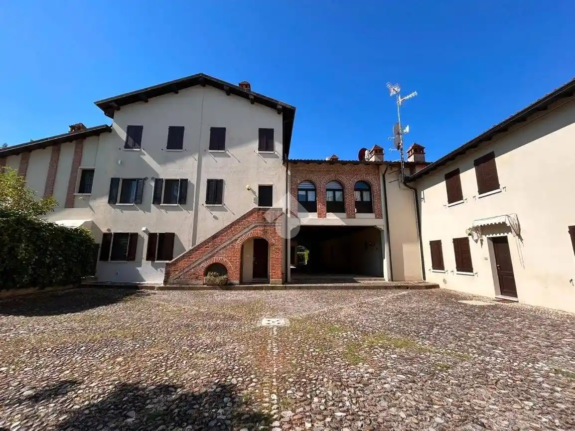 Appartamento in affitto a Desenzano del Garda