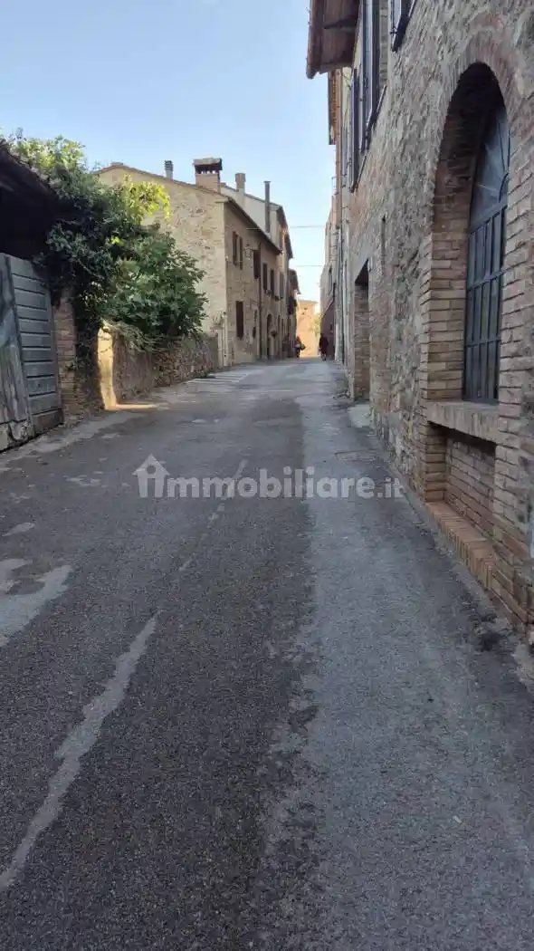 Appartamento in vendita a Monticiano