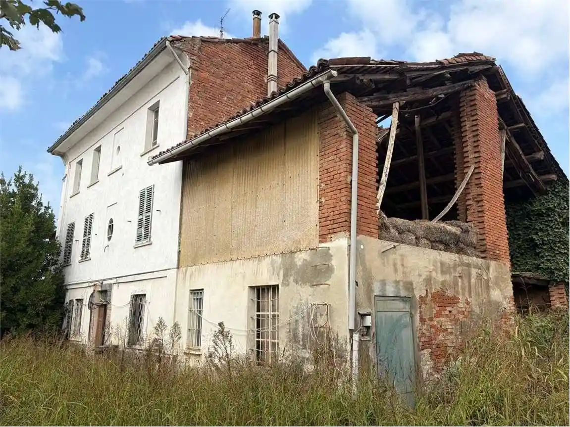 Rustico - Casale in vendita a Castellazzo Bormida