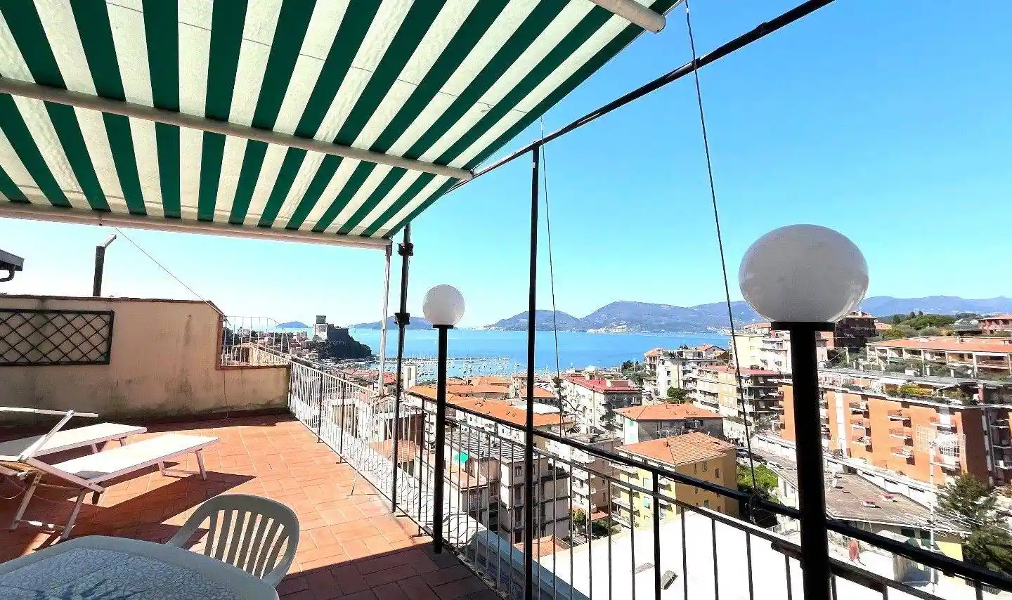 Attico - Mansarda in vendita a Lerici