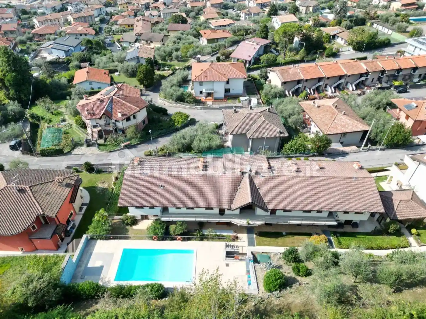 Appartamento in vendita a Sale Marasino
