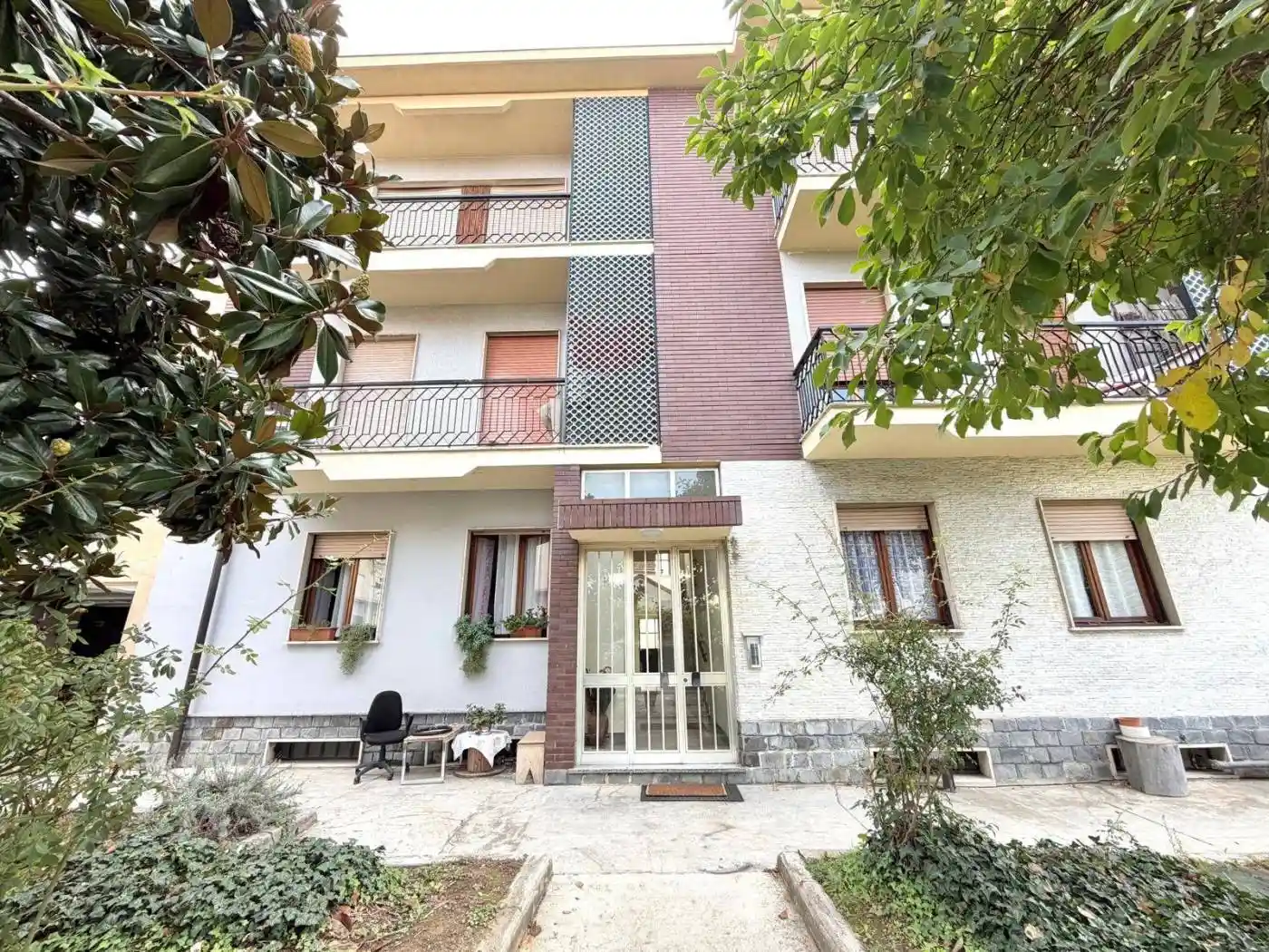 Palazzo - Edificio in vendita a Alessandria