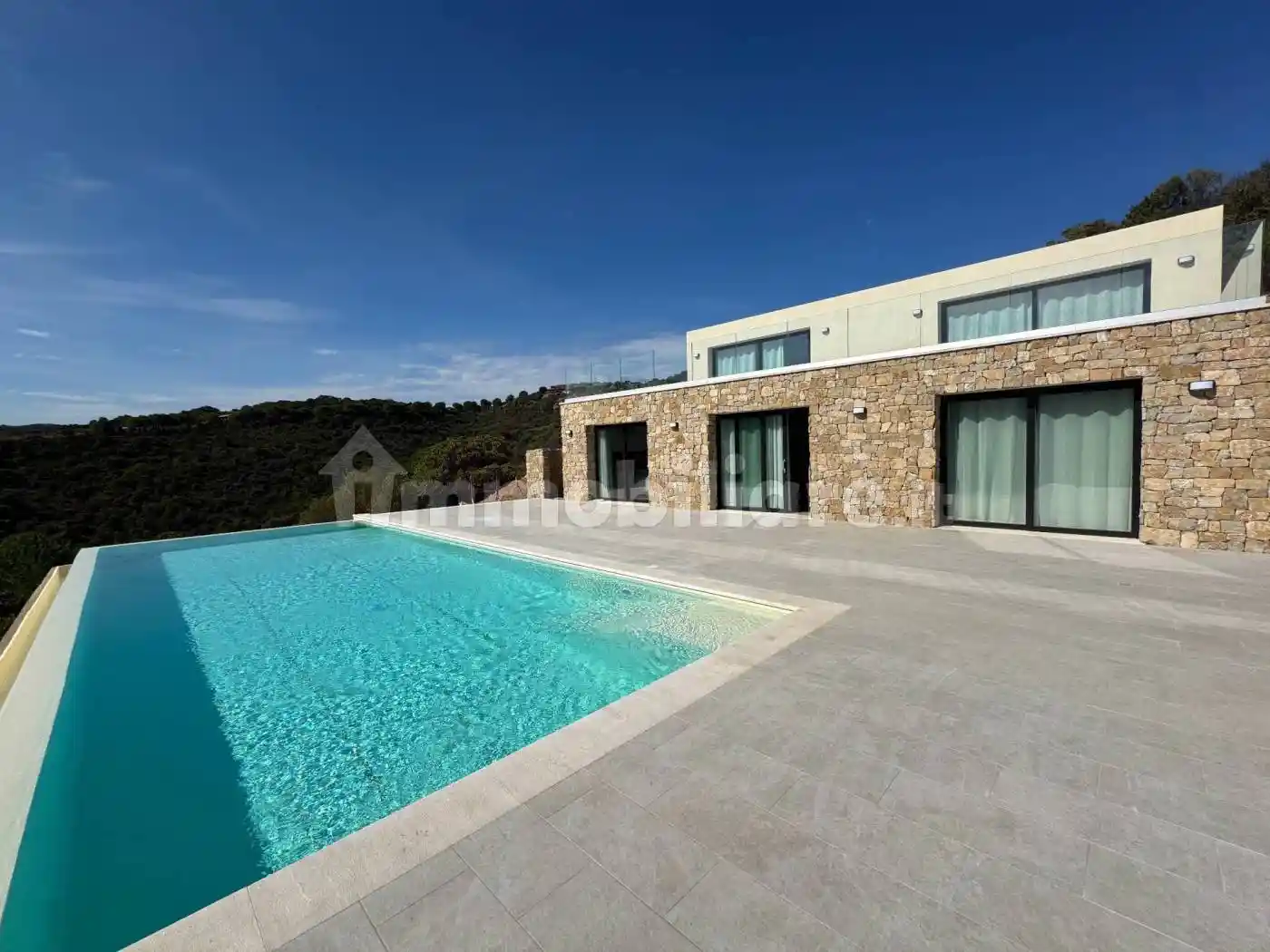 Villa in vendita a Olbia