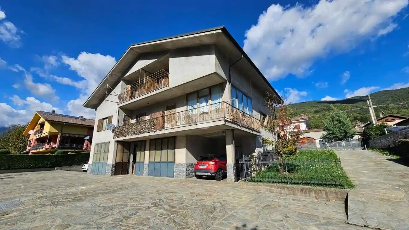Villa in vendita a Villar Perosa