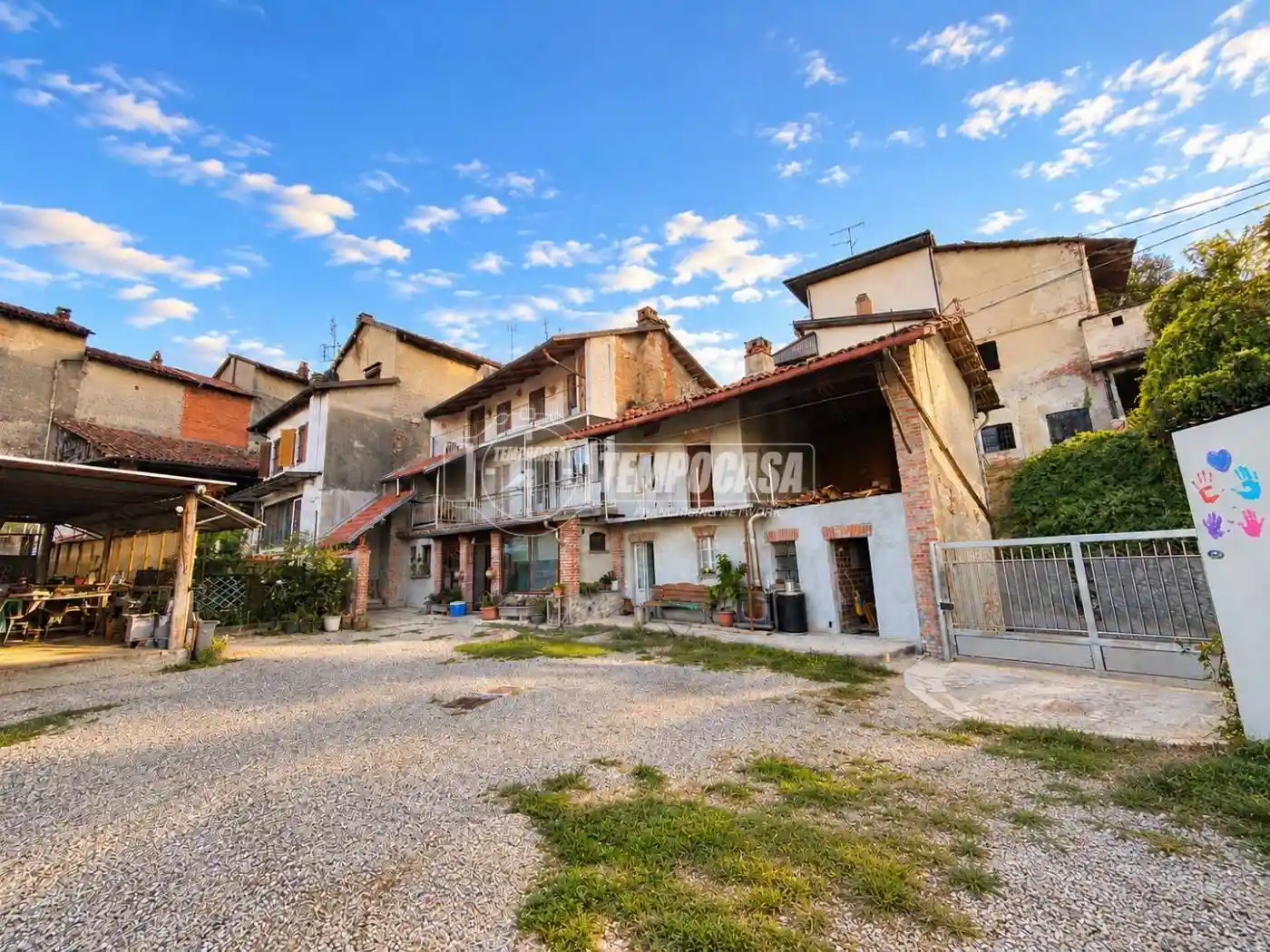 Casa indipendente in vendita a Candia Canavese