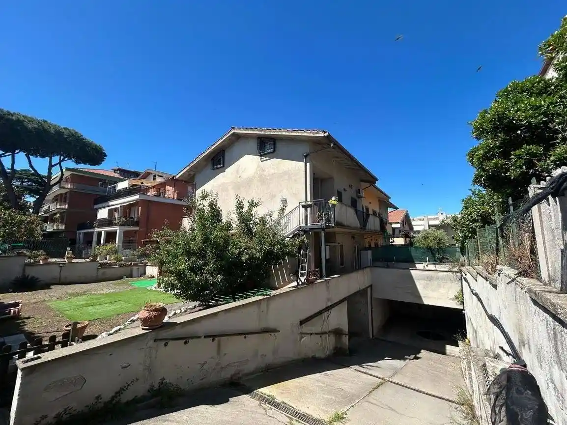 Villa in vendita a Marino