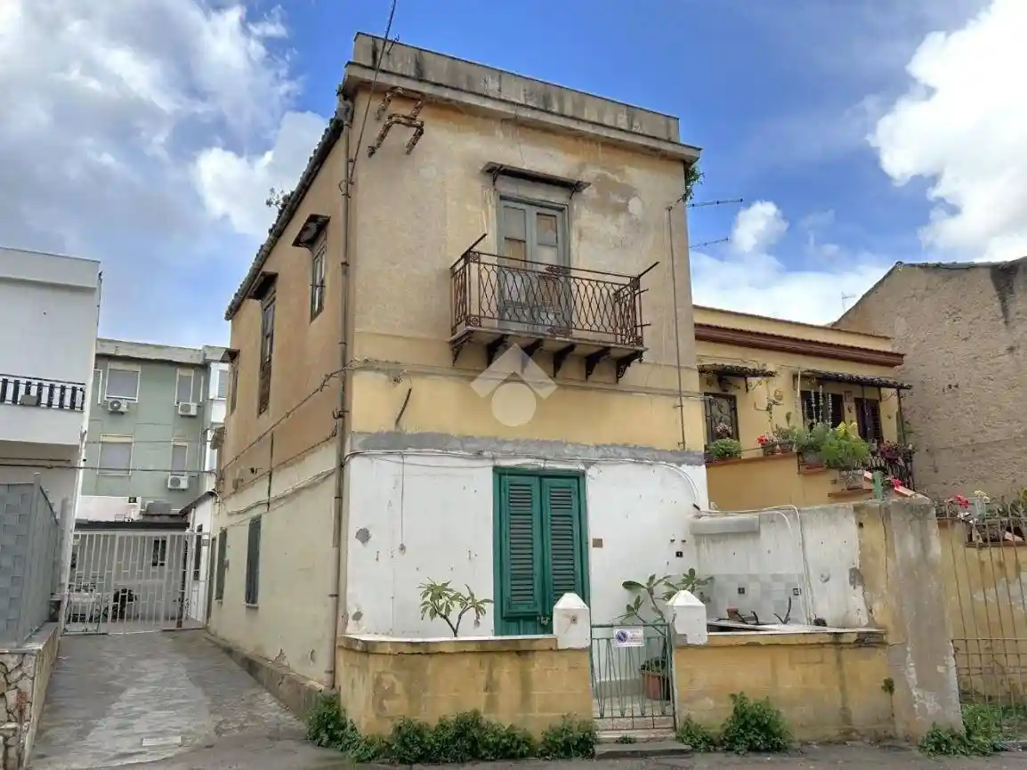Appartamento in vendita a Palermo