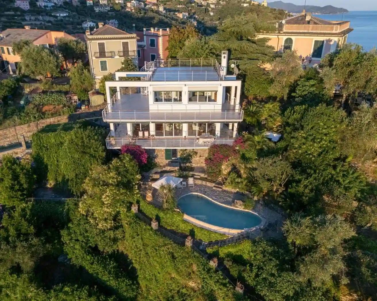 Villa - foto 2