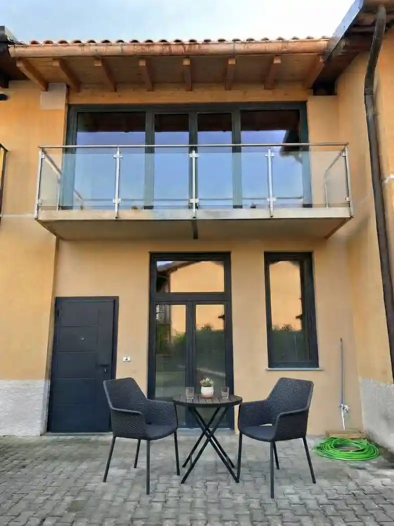Rustico - Casale in vendita a Marnate