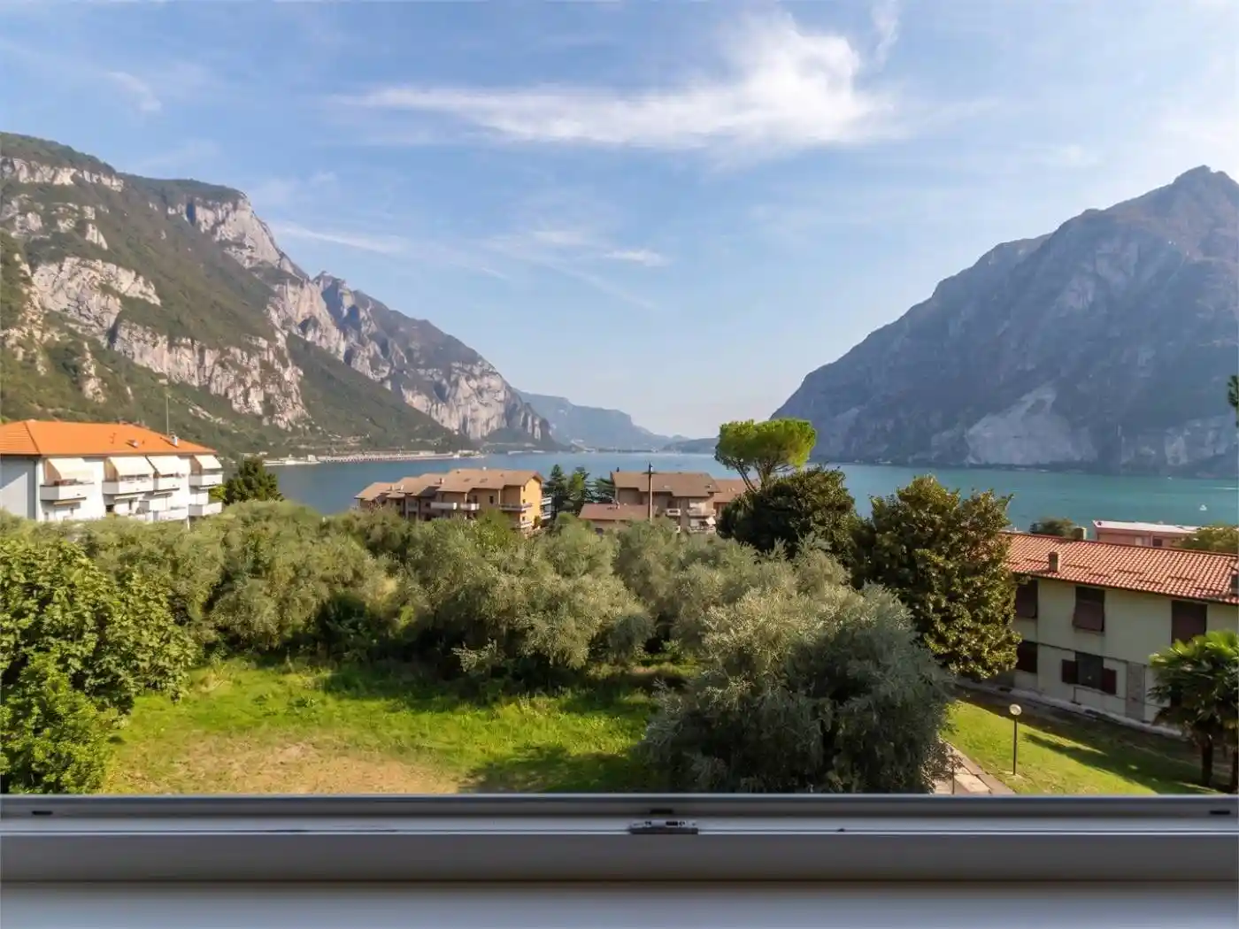 Appartamento in vendita a Abbadia Lariana