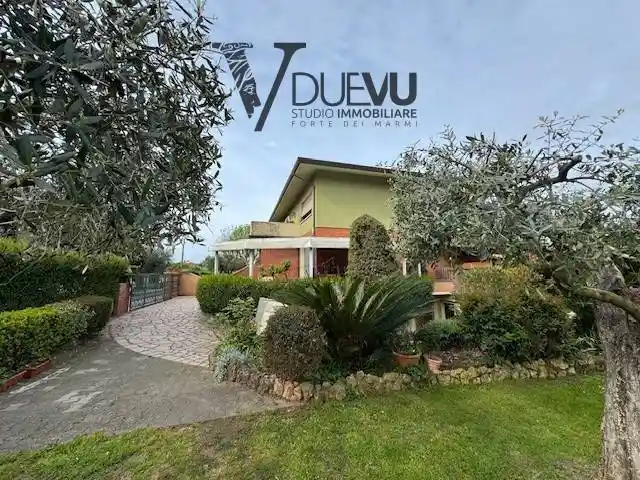 Appartamento in vendita a Forte dei Marmi