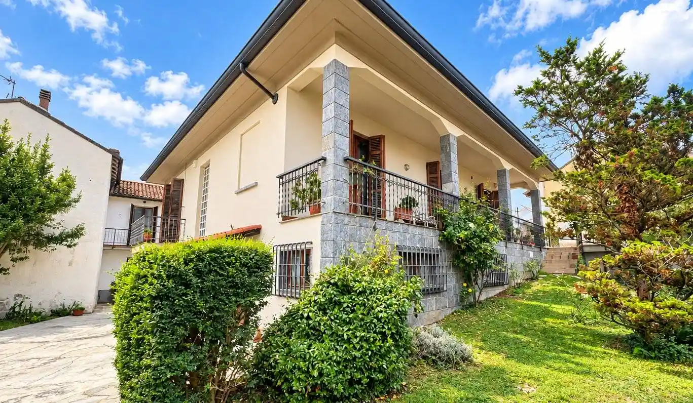 Villa in vendita a Morano sul Po