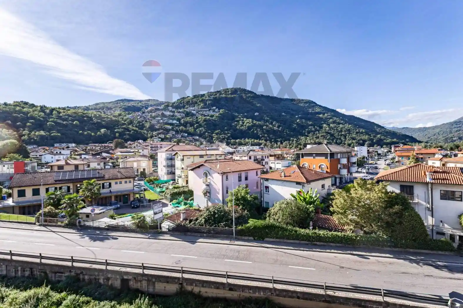 Appartamento in vendita a Lavena Ponte Tresa