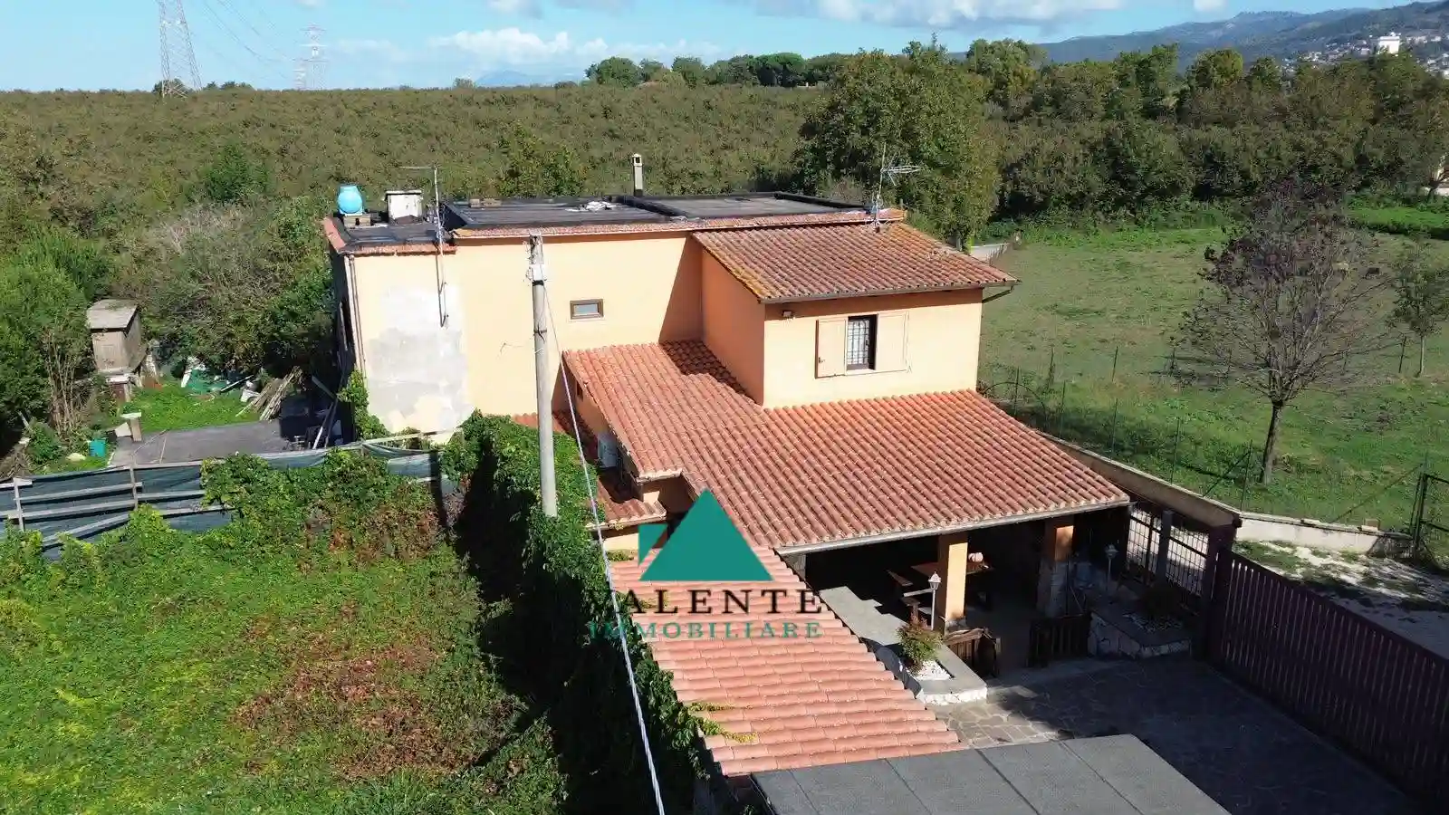 Villa - foto 2