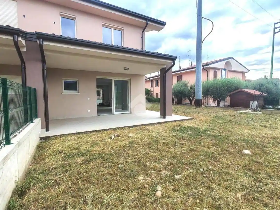 Villa in vendita a Pescantina