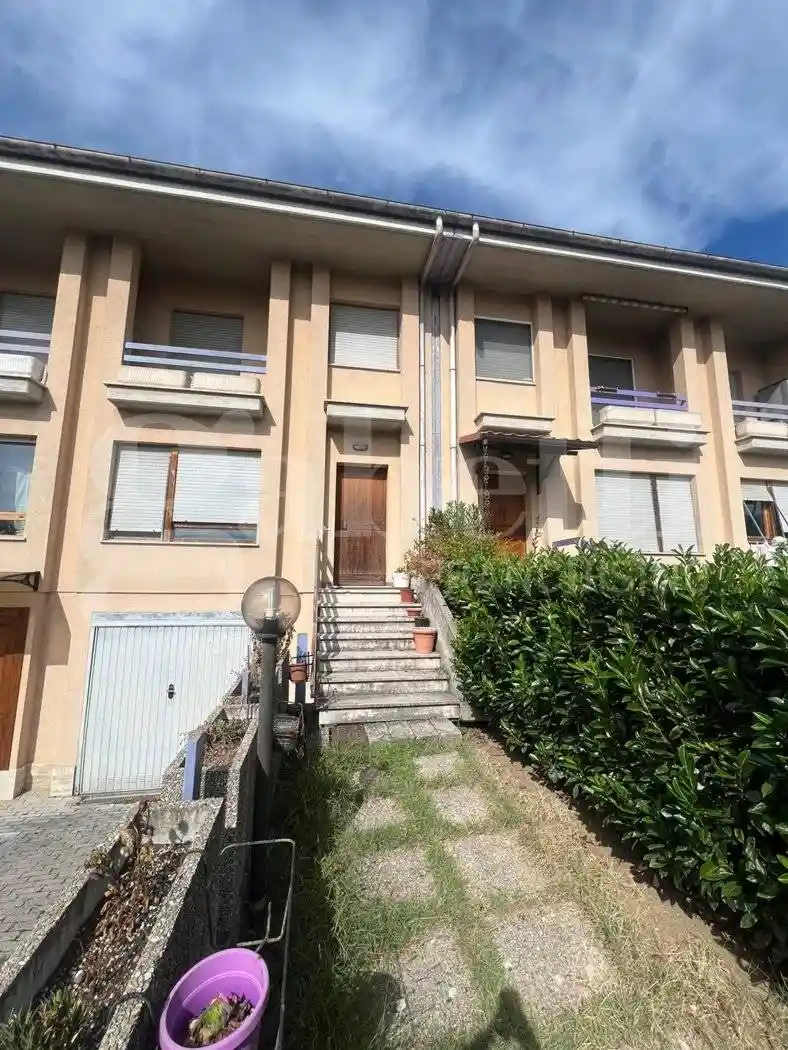 Villetta a schiera in vendita a Rieti