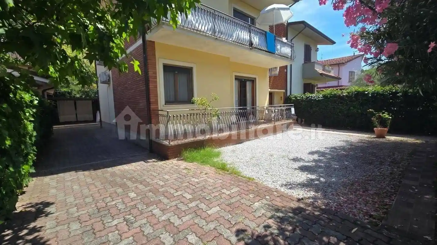 Appartamento in vendita a Massa