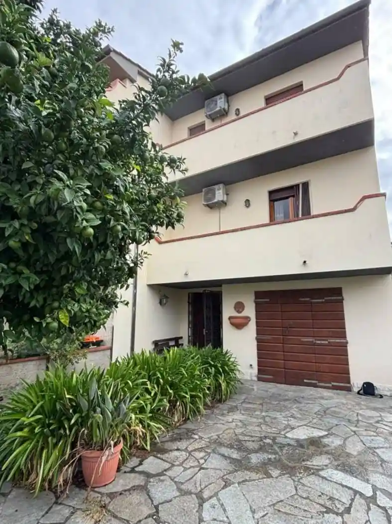 Villetta a schiera in vendita a Cascina