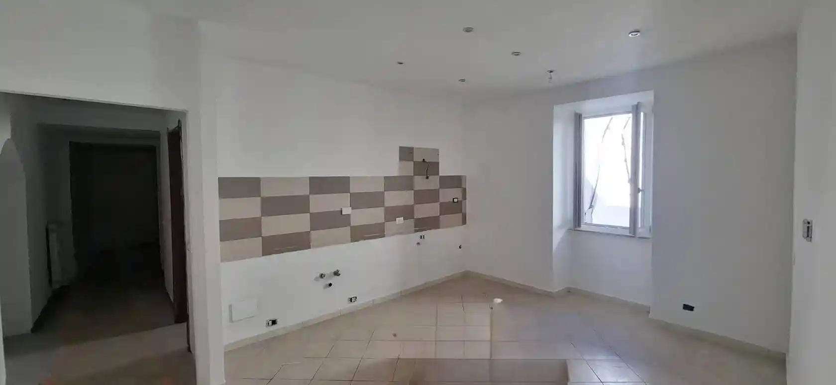 Appartamento in vendita a Guidonia Montecelio