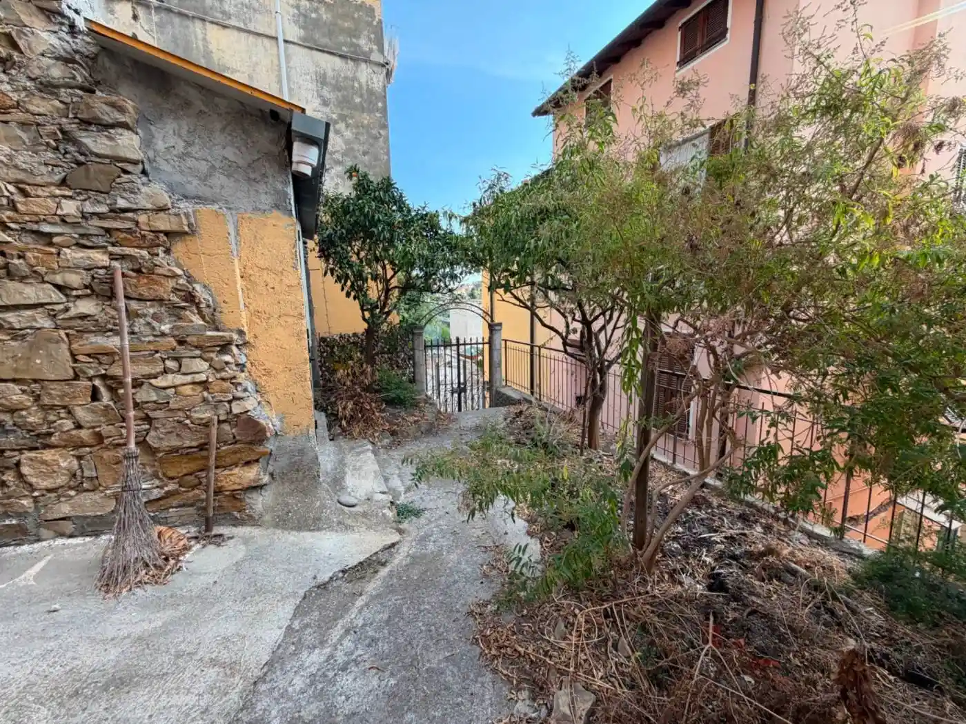 Casa indipendente in vendita a Sanremo