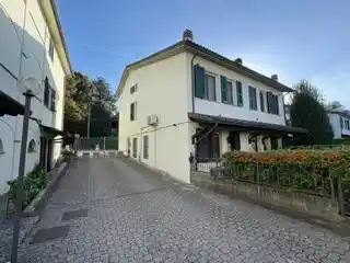Appartamento in vendita a Parma