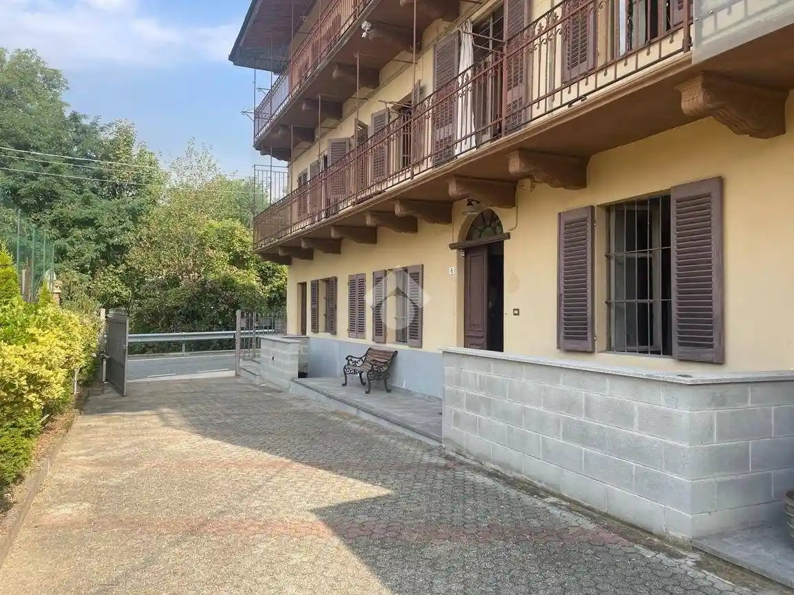 Casa indipendente in vendita a Mezzana Mortigliengo