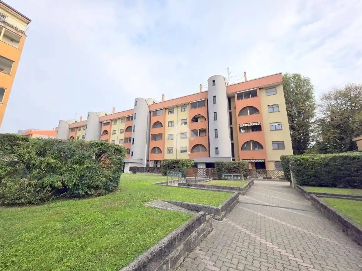 Appartamento in vendita a San Giuliano Milanese