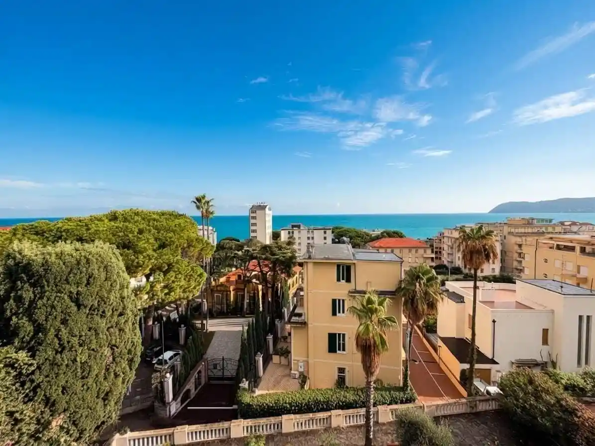 Appartamento in vendita a Alassio