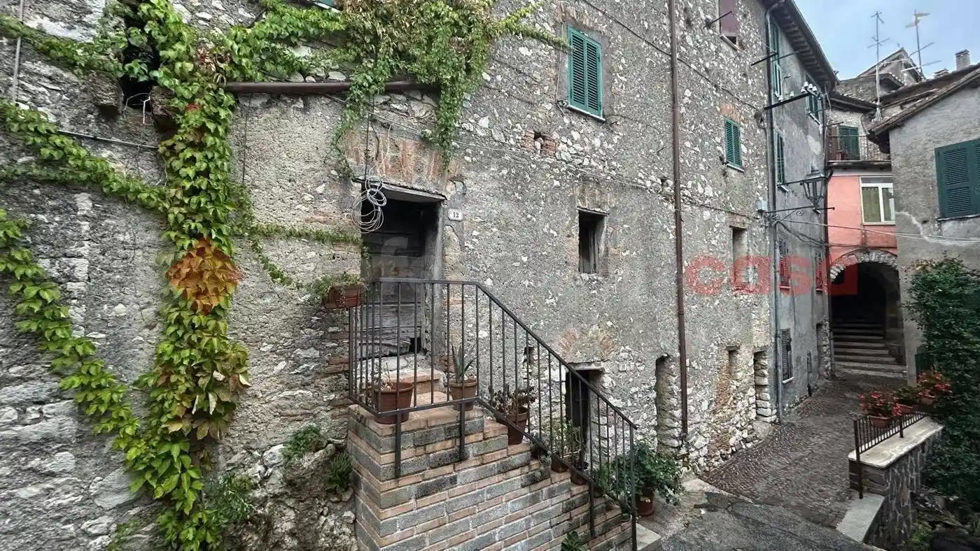 Appartamento in vendita a Rocca Canterano