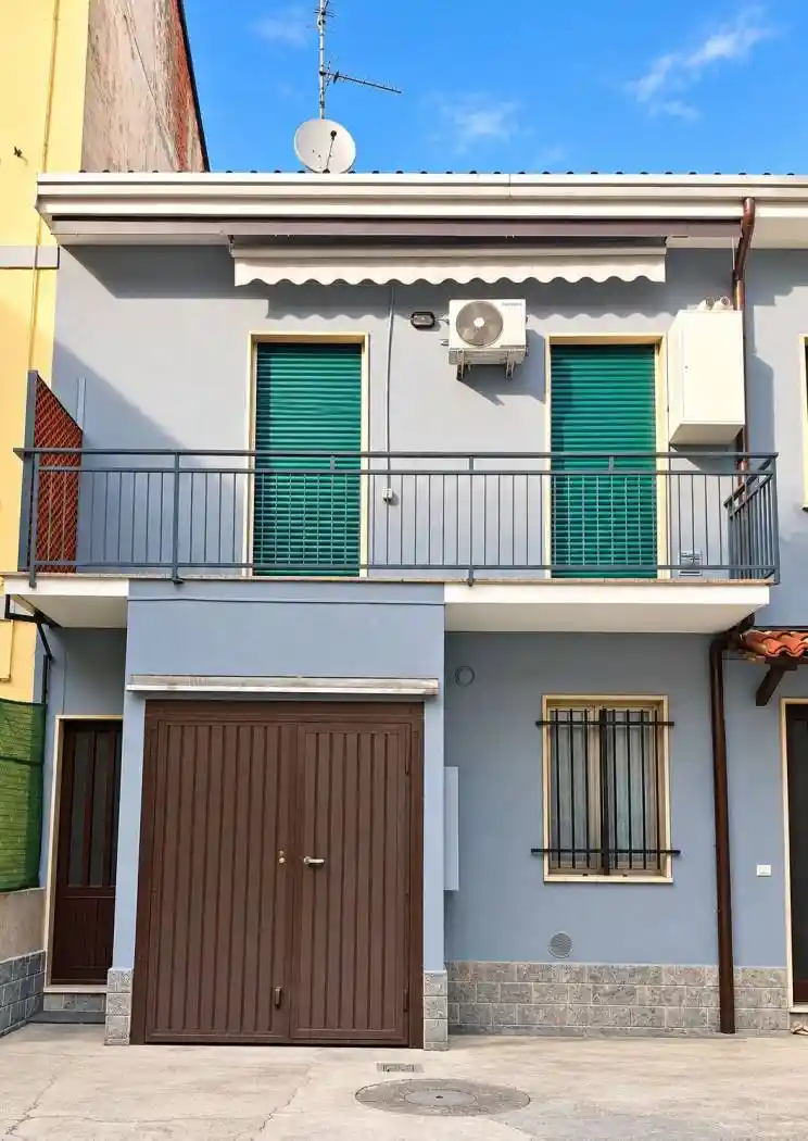Appartamento in affitto a Saronno