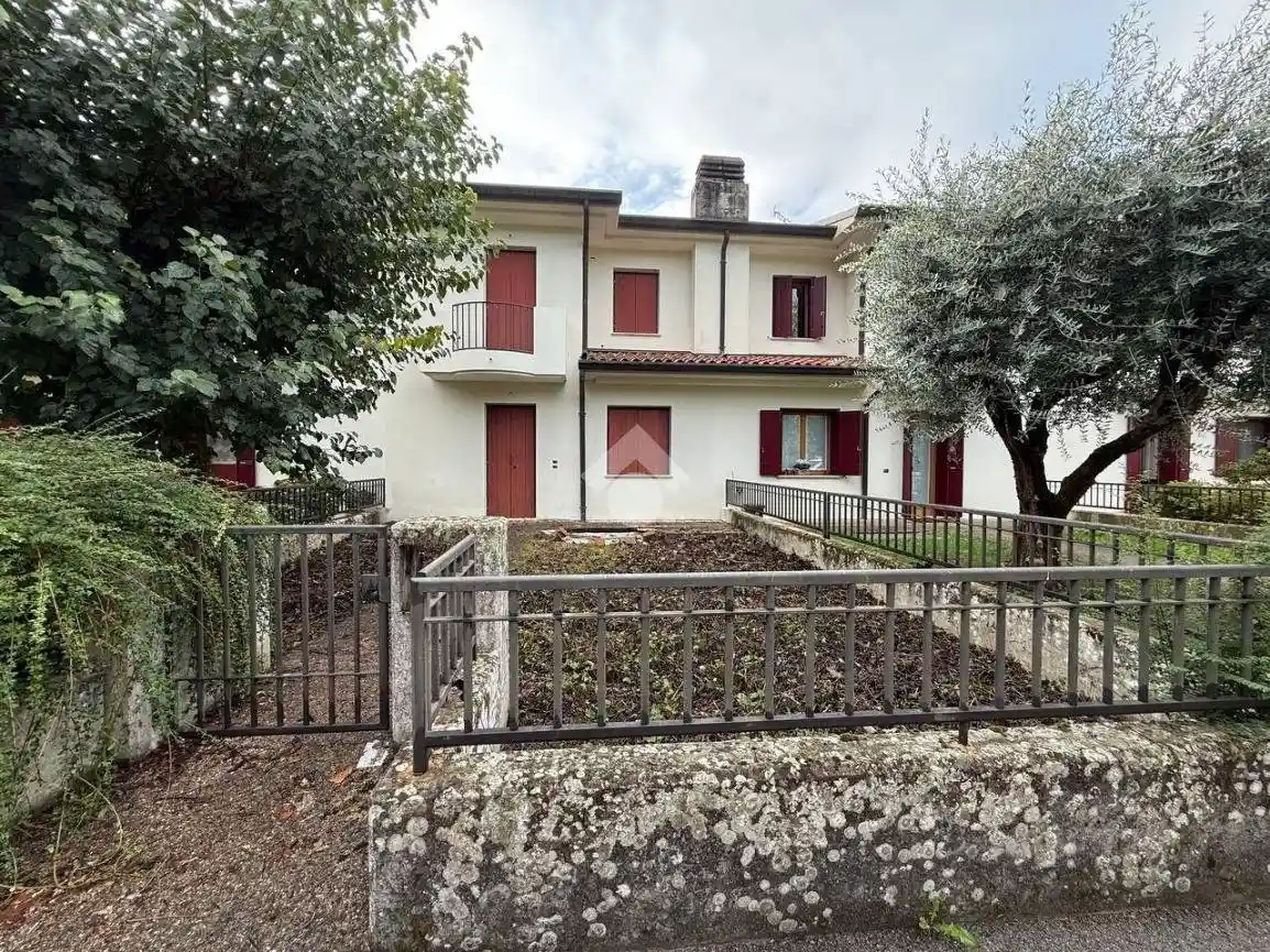 Casa indipendente in vendita a Pieve di Soligo