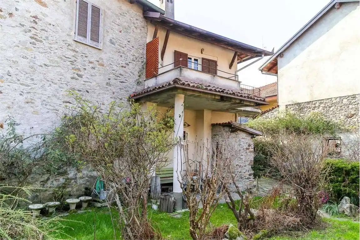 Rustico - Casale in vendita a Miasino