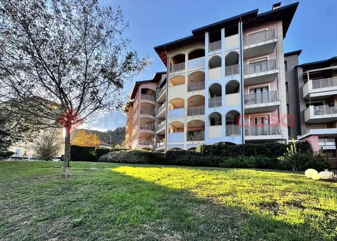 Appartamento in vendita a Arona