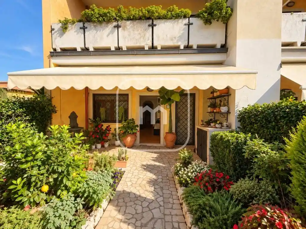 Appartamento in vendita a Grottaferrata