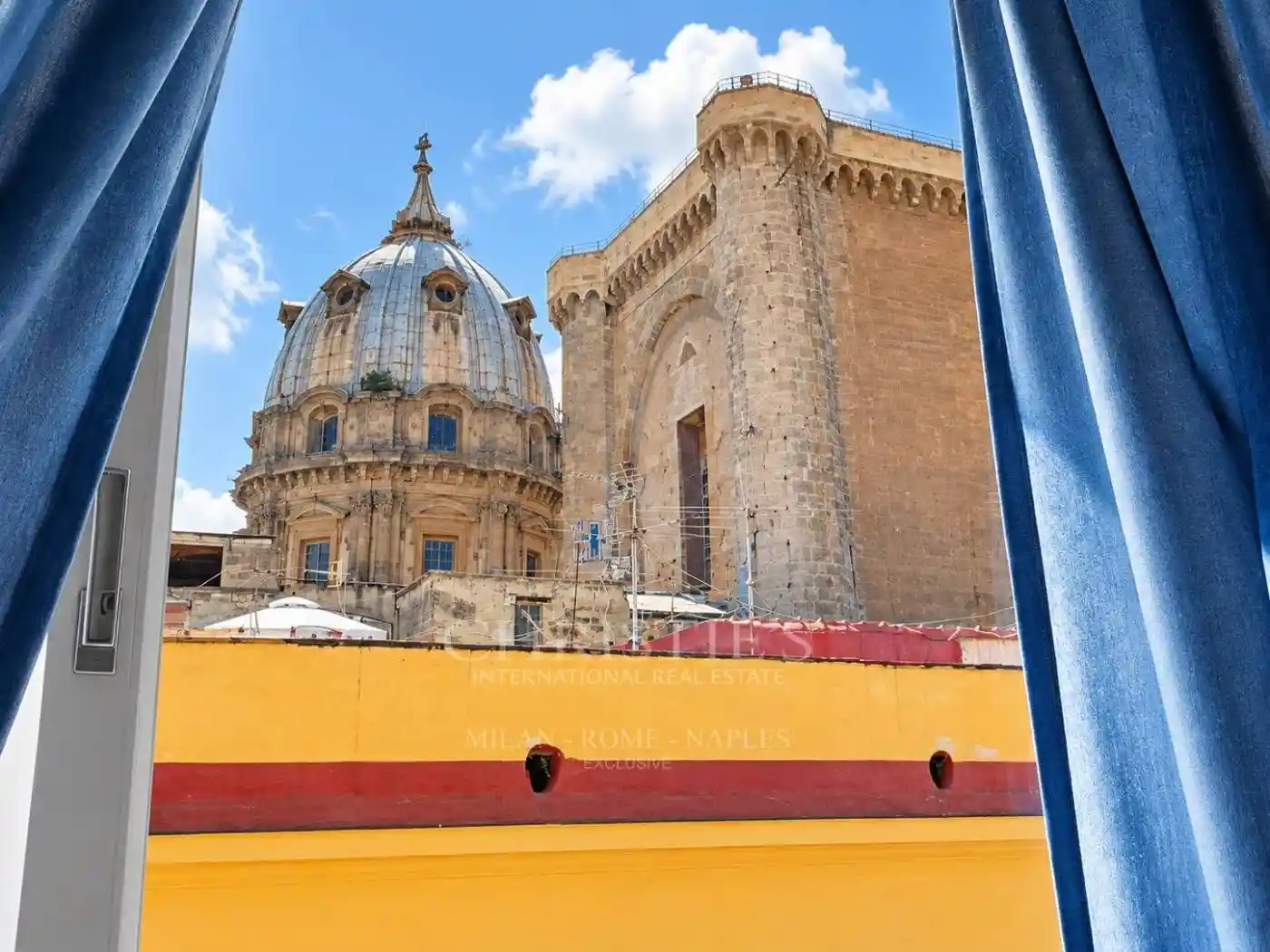 Appartamento in vendita a Napoli