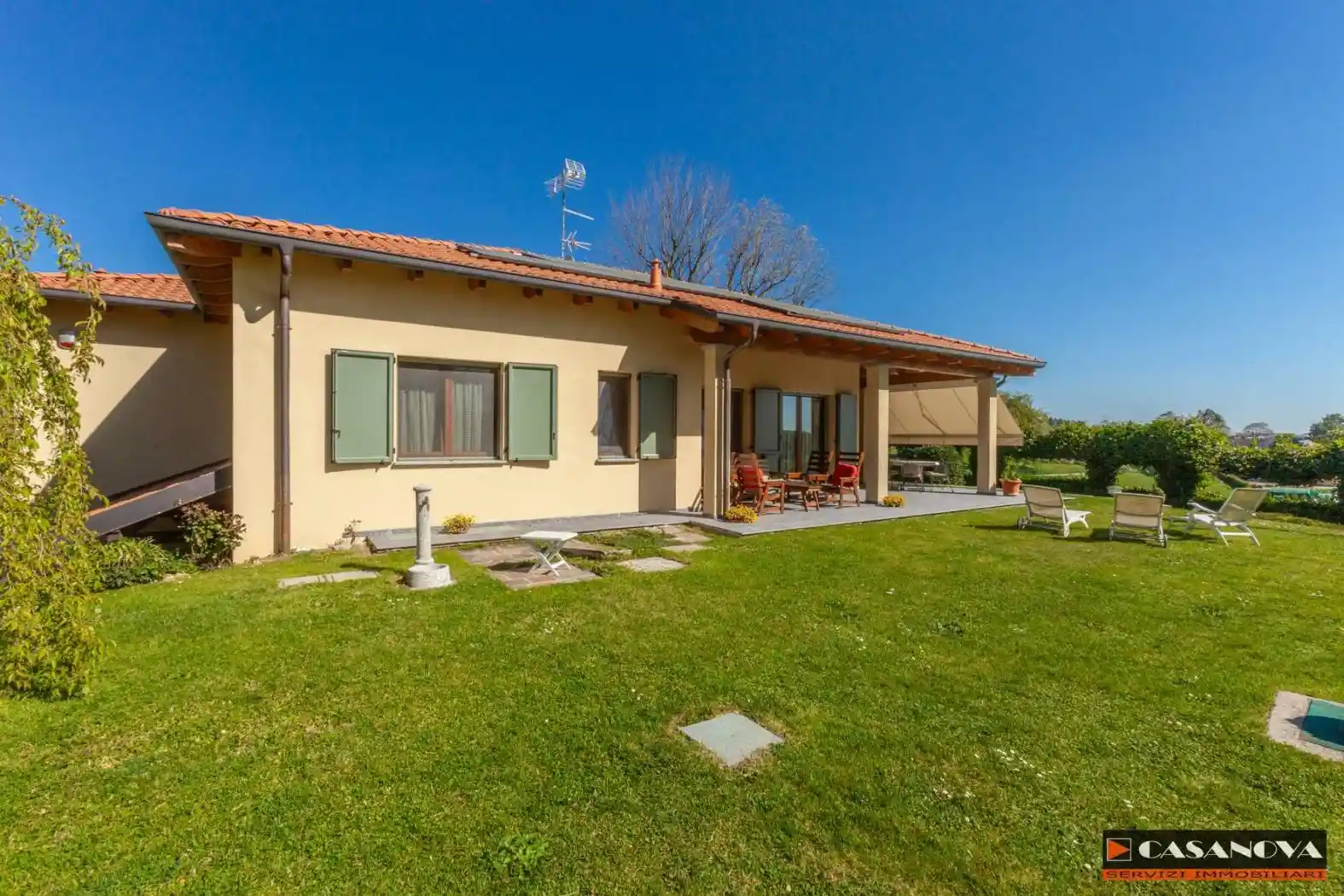 Villa in vendita a Appiano Gentile
