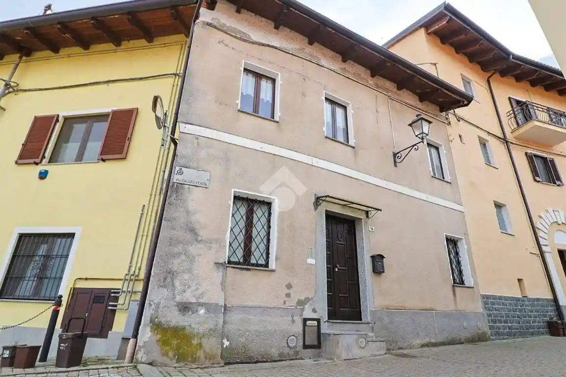 Casa indipendente in vendita a Lombardore