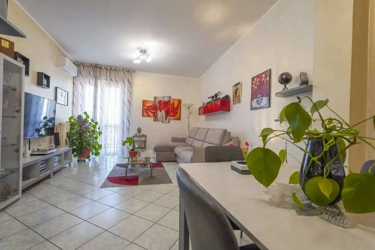 Appartamento in vendita a Bonate Sopra