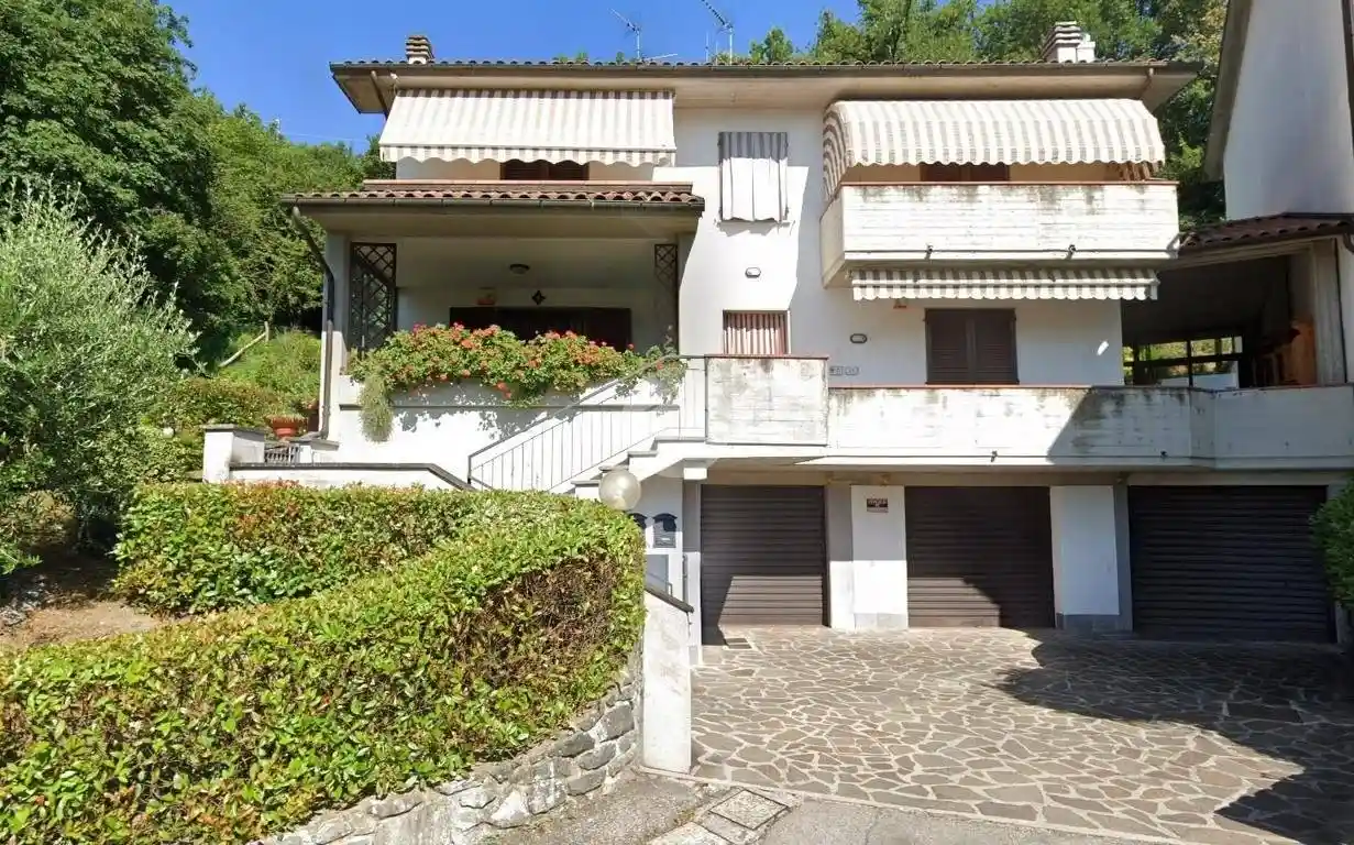 Appartamento in vendita a Vernio