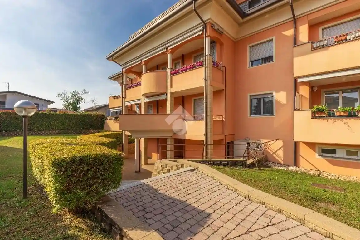 Appartamento in vendita a Marnate